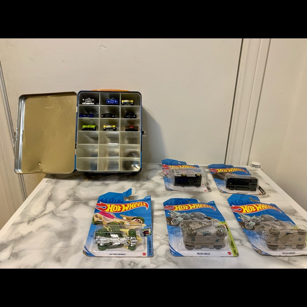 Lot of Collectible Hot Wheels + “Metal Men” Lunchbox Carrying Case